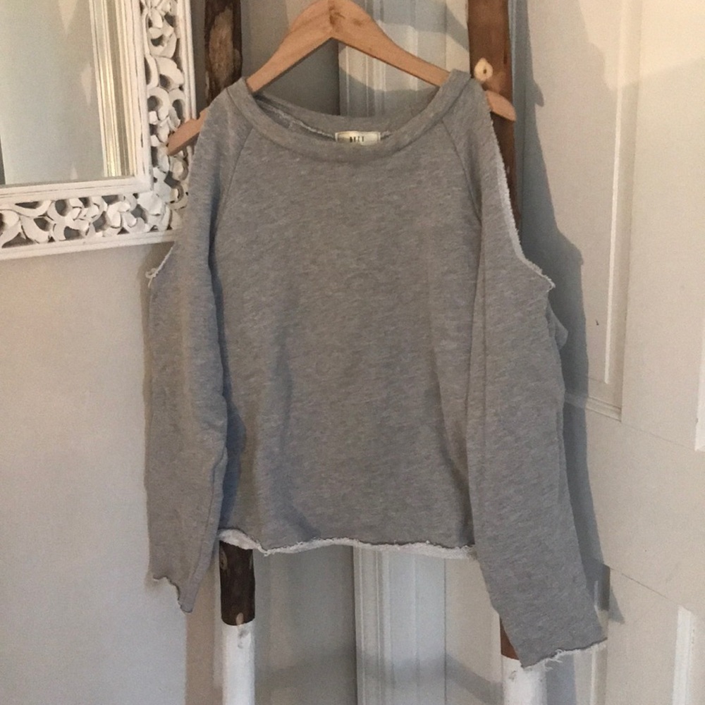 Gray open shoulder sweatshirt